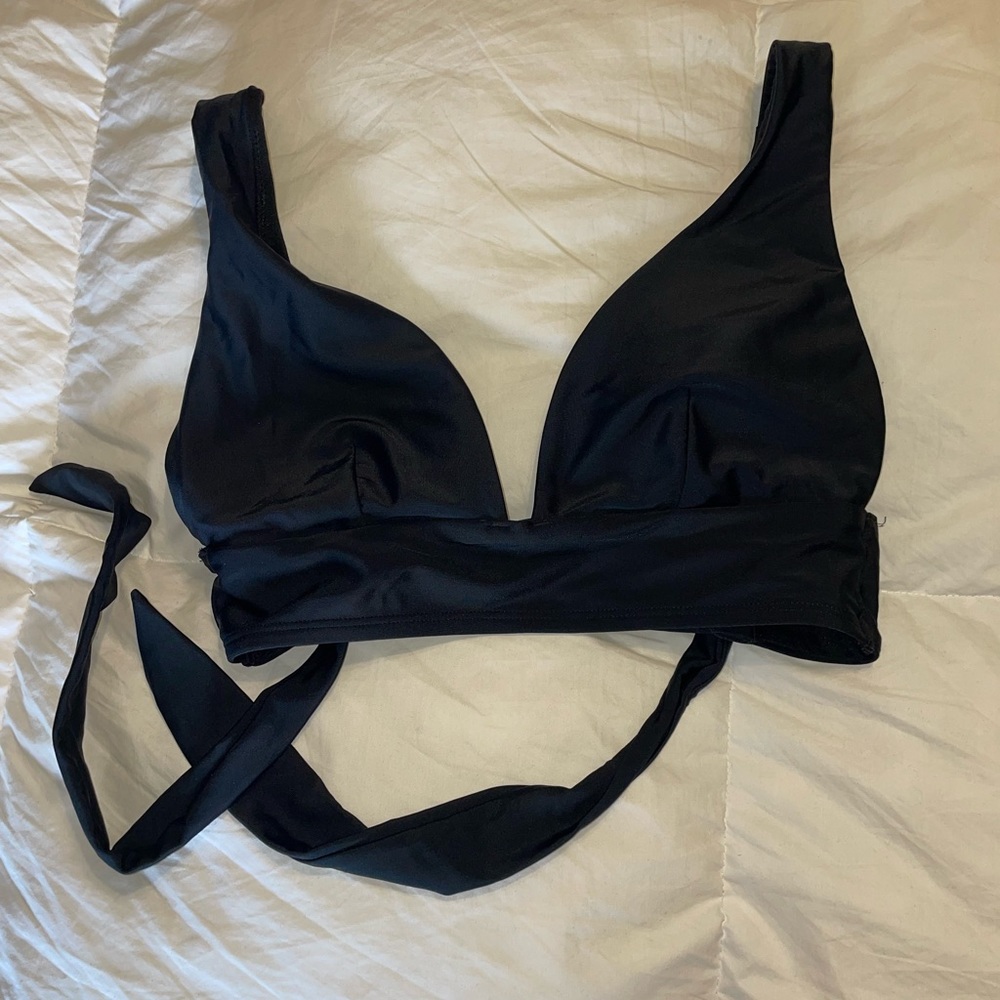 Hollister bikini top